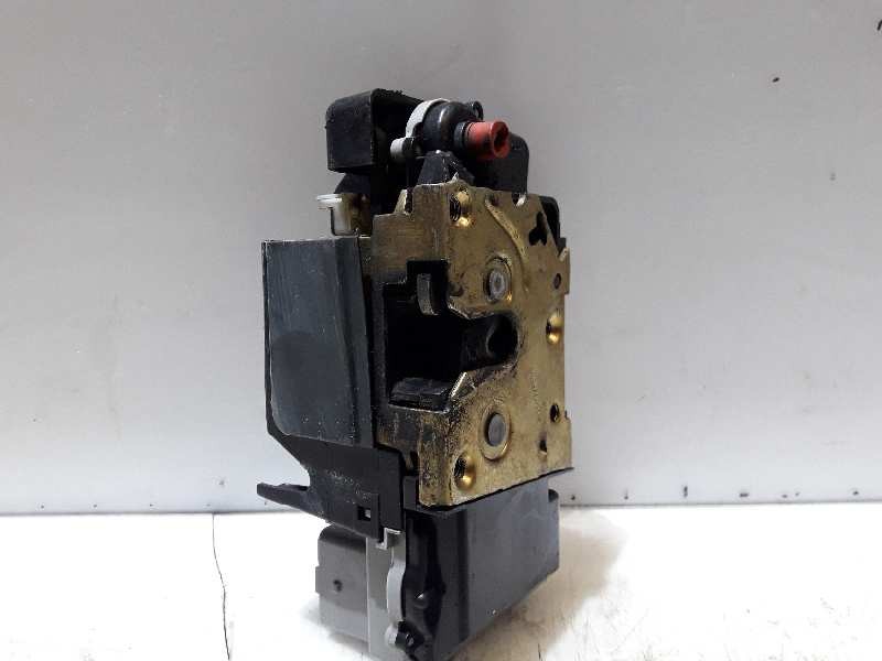 Recambio de cerradura puerta trasera izquierda para opel vectra c berlina comfort referencia OEM IAM  ELECTRICA 6 PINS