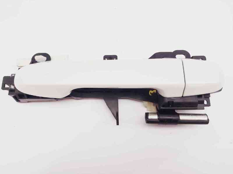 Recambio de maneta exterior delantera derecha para toyota c-hr 1.8 hibrido referencia OEM IAM 69201F4010  