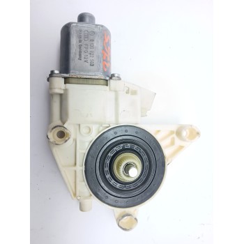 MOTOR ELEVALUNAS DELANTERO IZQUIERDO A2048200142 