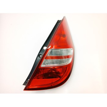 PILOTO TRASERO DERECHO 924022R0 