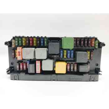 CAJA RELES / FUSIBLES A2129009225 F005V01626 