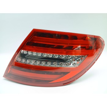 PILOTO TRASERO DERECHO 2048202764 