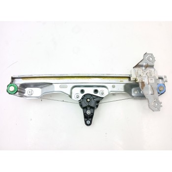 ELEVALUNAS TRASERO DERECHO 827004EA0A C17689100