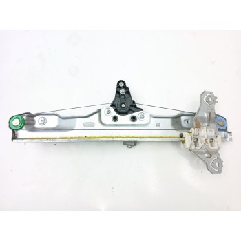 ELEVALUNAS TRASERO IZQUIERDO 827014EA0A C17690100