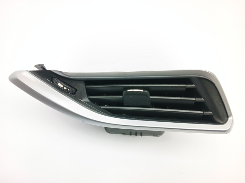 Recambio de rejilla aireadora para peugeot 208 i (ca_, cc_) 1.6 bluehdi 100 referencia OEM IAM 9633131777  