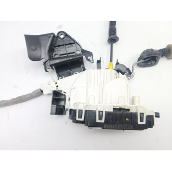 CERRADURA PUERTA DELANTERA IZQUIERDA A2047200335 