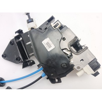 CERRADURA PUERTA TRASERA IZQUIERDA A2047300335 