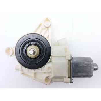 MOTOR ELEVALUNAS TRASERO DERECHO A2048200642 961108101 