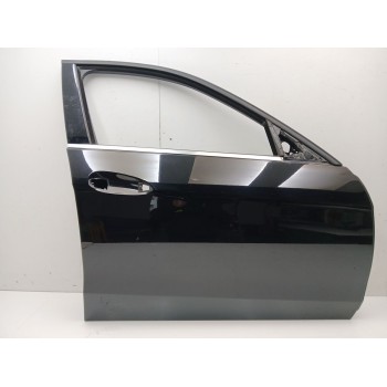 PUERTA DELANTERA DERECHA A2127220200 