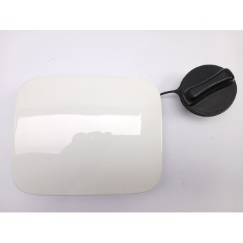 TAPA EXTERIOR COMBUSTIBLE G88301KAMA 