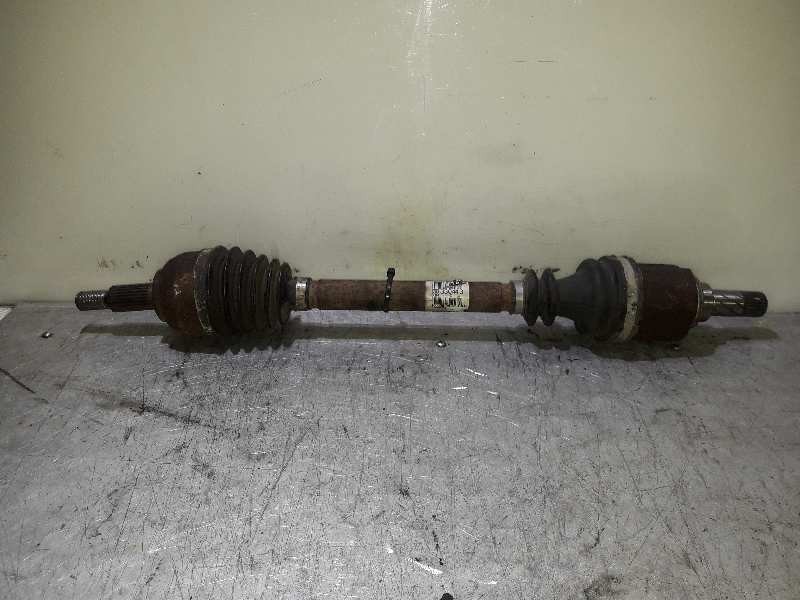 Recambio de transmision delantera izquierda para renault scenic ii adventure by coronel tapiocca referencia OEM IAM 8200330413  