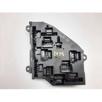 CAJA RELES / FUSIBLES 9234423 