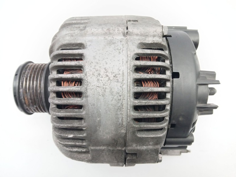 Recambio de alternador para volkswagen passat b6 variant (3c5) 2.0 tdi 16v referencia OEM IAM 021903026L 2542783C TG17C019