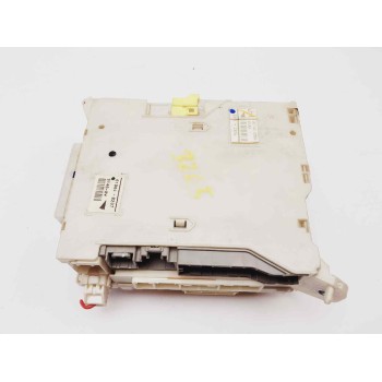 CAJA RELES / FUSIBLES 8273030B61 8267230070 