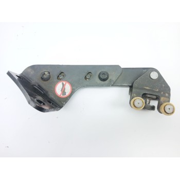 BISAGRA PUERTA TRASERA DERECHA INFERIOR 98080758D 