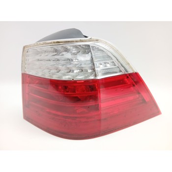 PILOTO TRASERO DERECHO 63217177694 