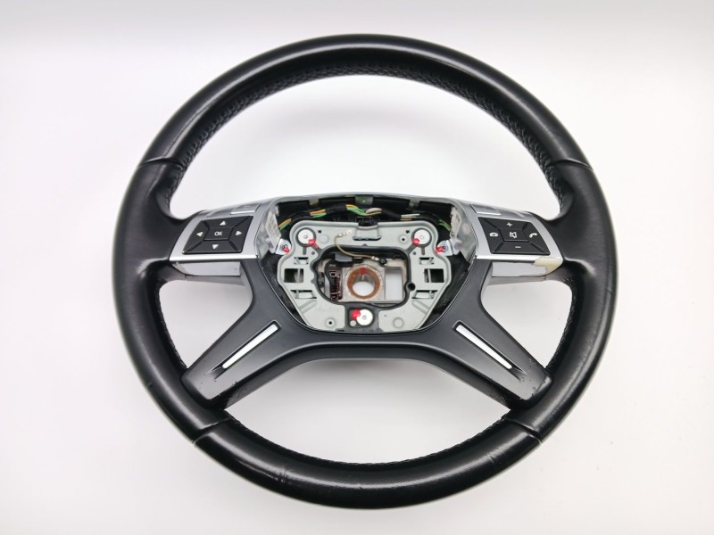 Recambio de volante para mercedes-benz clase c (w204) c 220 cdi (204.008) referencia OEM IAM A21846025039E38 A24646015039E38 