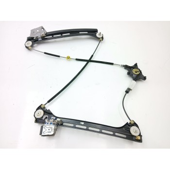 ELEVALUNAS DELANTERO IZQUIERDO A2077200146 977647103