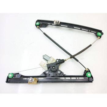 ELEVALUNAS DELANTERO DERECHO 9675924680 9675288880