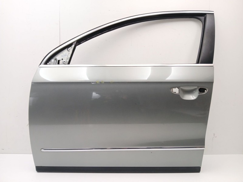 Recambio de puerta delantera izquierda para volkswagen passat b6 variant (3c5) 2.0 tdi 16v referencia OEM IAM 3C4831055J  