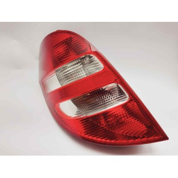 PILOTO TRASERO IZQUIERDO 1698200364 