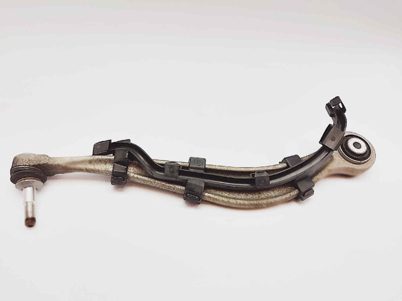 Recambio de brazo suspension superior trasero izquierdo para bmw serie 5 lim. (f10) 520d referencia OEM IAM 33326775902 33326775