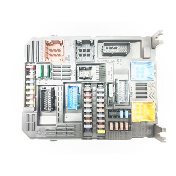 CAJA RELES / FUSIBLES 9830790580 