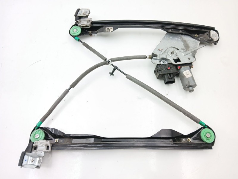 Recambio de elevalunas delantero derecho para ford focus i turnier (dnw) 1.6 16v referencia OEM IAM 1331616  103604XXX