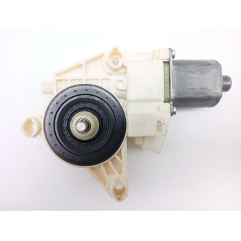 MOTOR ELEVALUNAS DELANTERO DERECHO A2469065200 