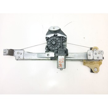 ELEVALUNAS TRASERO DERECHO 827009380R 128001471B