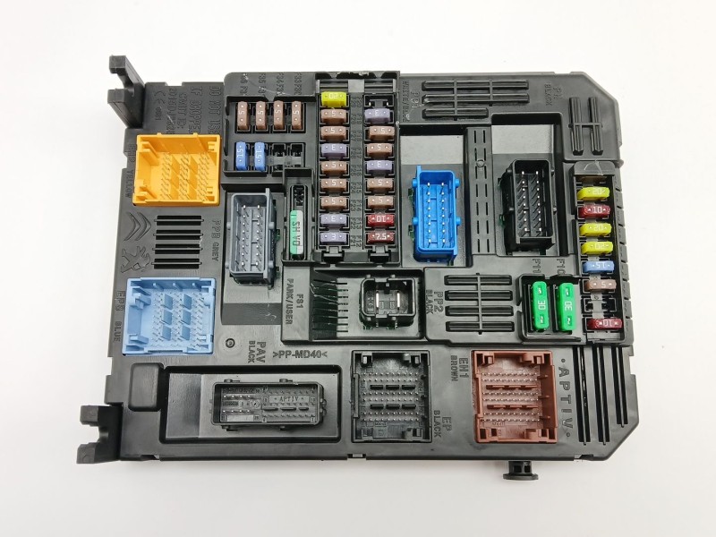 Recambio de caja reles / fusibles para citroën berlingo furgoneta/monovolumen (k9) 1.5 bluehdi 100 referencia OEM IAM 9855665180