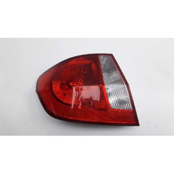 PILOTO TRASERO IZQUIERDO 