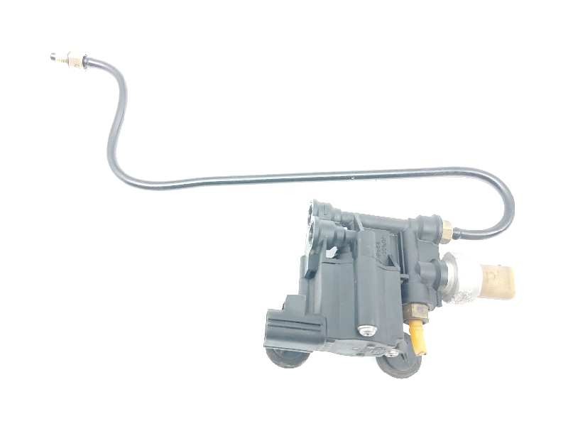 Recambio de valvula aire adicional para land rover range rover sport v8 td hse referencia OEM IAM RVH000046  