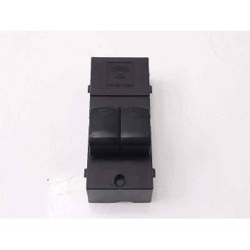 MANETA ELEVALUNAS DELANTERA IZQUIERDA 