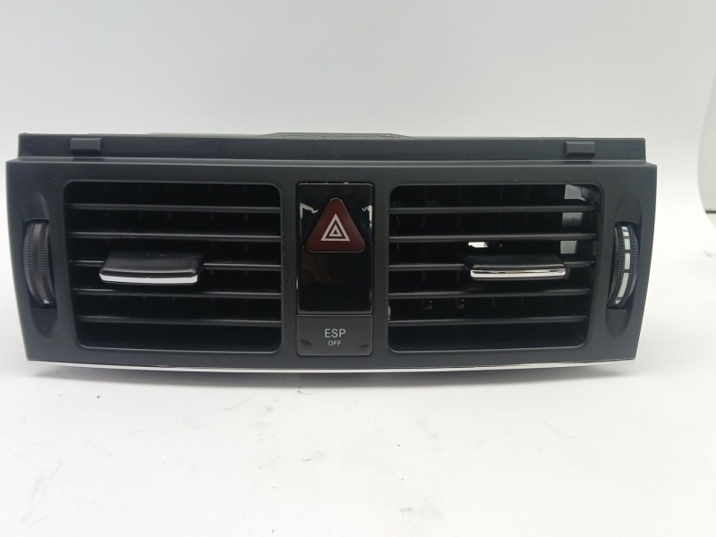 Recambio de rejilla aireadora para mercedes-benz clase c (w204) c 320 cdi (204.022) referencia OEM IAM A2048304054  