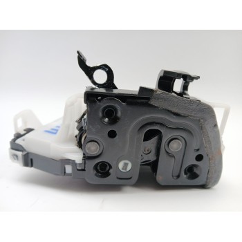 CERRADURA PUERTA TRASERA IZQUIERDA 825035824R 