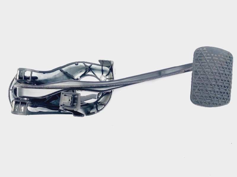 Recambio de pedal freno para mercedes-benz clase c (w204) berlina c 220 cdi (204.008) referencia OEM IAM A2042902001  