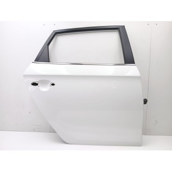 PUERTA TRASERA DERECHA 77004A4000 