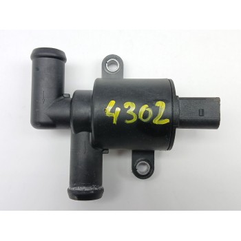 VALVULA INTERCAMBIO DE CALEFACCION 4H0121671D 