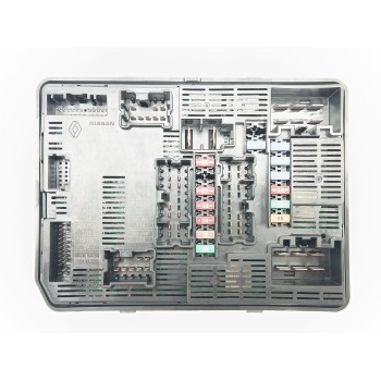 CAJA RELES / FUSIBLES 284B79704R 