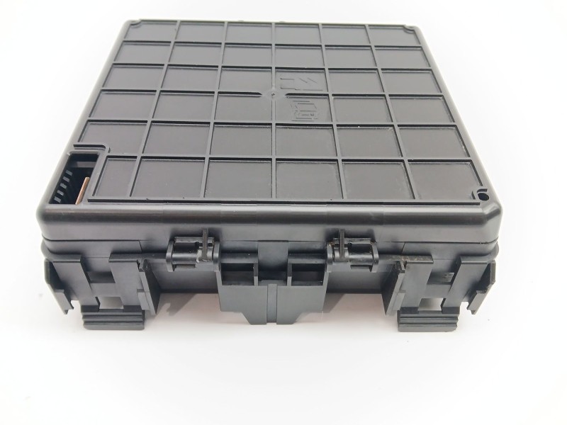 Recambio de caja reles / fusibles para ford fiesta vii (hj, hf) 1.1 ti-vct referencia OEM IAM H1BT14D068AG  