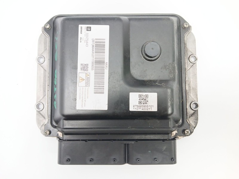 Recambio de centralita motor uce para opel astra j (p10) 1.7 cdti (68) referencia OEM IAM 55579443  MB2757001190