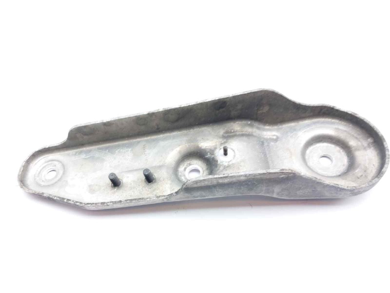 Recambio de soporte brazo suspension trasero izquierdo para bmw serie 5 lim. (f10) 535d referencia OEM IAM 33326776149  