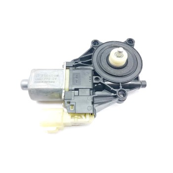 MOTOR ELEVALUNAS DELANTERO DERECHO 8A6114553B 0130822619 