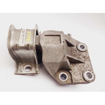 SOPORTE MOTOR IZQUIERDO 1379664080 