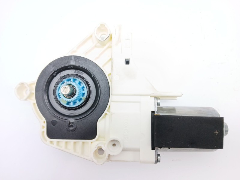 Recambio de motor elevalunas delantero derecho para audi a4 ber. (b8) 2.0 tdi referencia OEM IAM 8K0959802A  