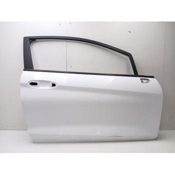 PUERTA DELANTERA DERECHA 