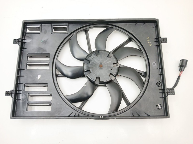 Recambio de electroventilador para skoda octavia iii combi (5e5, 5e6) 1.8 tsi referencia OEM IAM 5Q0121205N  5Q0121207AC