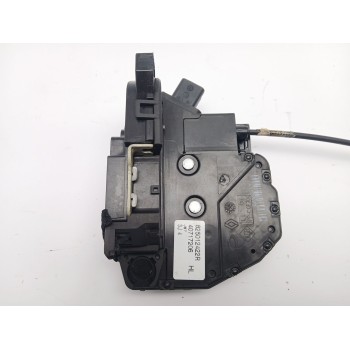 CERRADURA PUERTA TRASERA IZQUIERDA 825012422R 