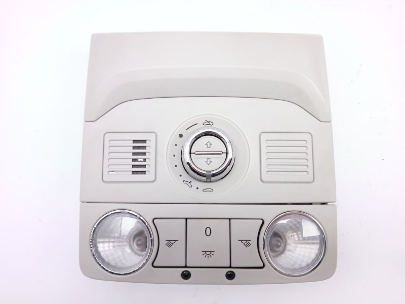 Recambio de luz interior para skoda octavia iii combi (5e5, 5e6) 1.8 tsi referencia OEM IAM 5E0947105DAQD  5E9959561